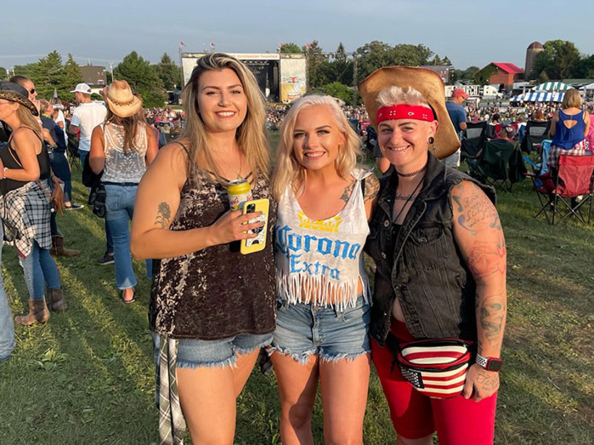 Country thunder on sale wisconsin 2021