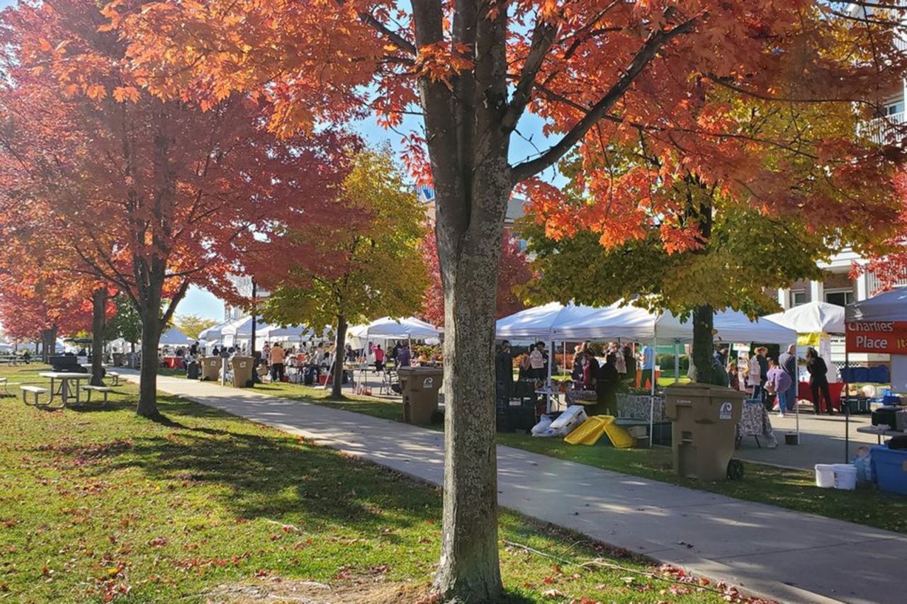 Kenosha HarborMarket to hold its final outdoor market of the season